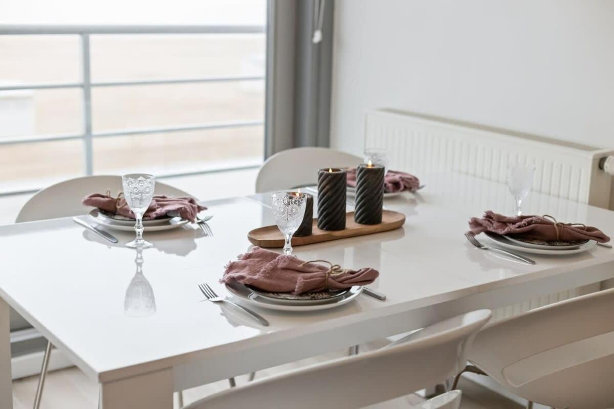 Huswell - Apartment With Frontal Sea View In Knokke Kültér fotó